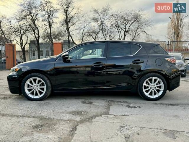 Черный Лексус СТ, объемом двигателя 1.8 л и пробегом 154 тыс. км за 12999 $, фото 14 на Automoto.ua