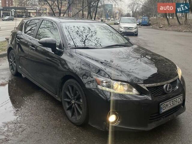 Черный Лексус СТ, объемом двигателя 1.8 л и пробегом 387 тыс. км за 11000 $, фото 6 на Automoto.ua