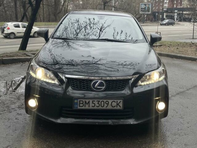 Черный Лексус СТ, объемом двигателя 1.8 л и пробегом 387 тыс. км за 11000 $, фото 7 на Automoto.ua