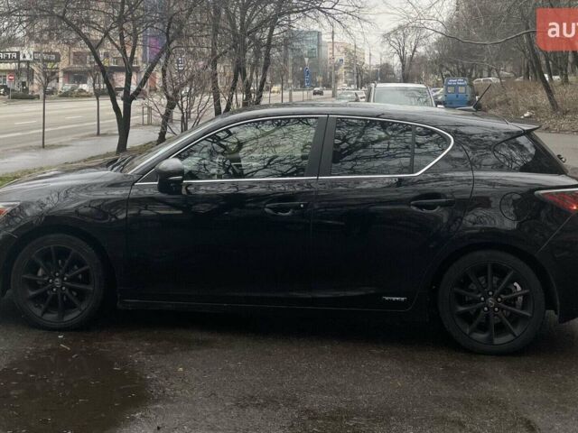 Черный Лексус СТ, объемом двигателя 1.8 л и пробегом 387 тыс. км за 11000 $, фото 8 на Automoto.ua