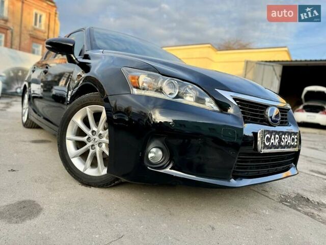 Черный Лексус СТ, объемом двигателя 1.8 л и пробегом 154 тыс. км за 12999 $, фото 6 на Automoto.ua
