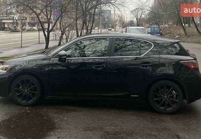 Черный Лексус СТ, объемом двигателя 1.8 л и пробегом 387 тыс. км за 11000 $, фото 8 на Automoto.ua