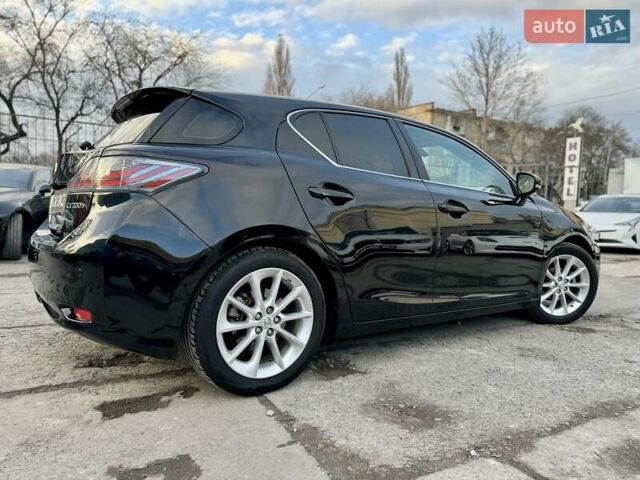 Черный Лексус СТ, объемом двигателя 1.8 л и пробегом 154 тыс. км за 12999 $, фото 12 на Automoto.ua