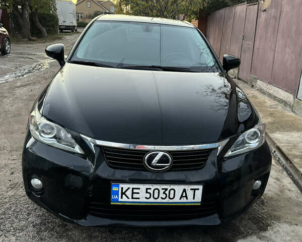 Черный Лексус СТ, объемом двигателя 1.8 л и пробегом 175 тыс. км за 13600 $, фото 1 на Automoto.ua