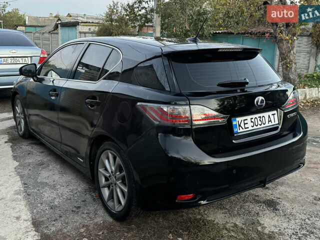 Черный Лексус СТ, объемом двигателя 1.8 л и пробегом 175 тыс. км за 13600 $, фото 4 на Automoto.ua