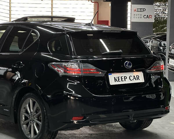 Черный Лексус СТ, объемом двигателя 1.8 л и пробегом 141 тыс. км за 14500 $, фото 16 на Automoto.ua