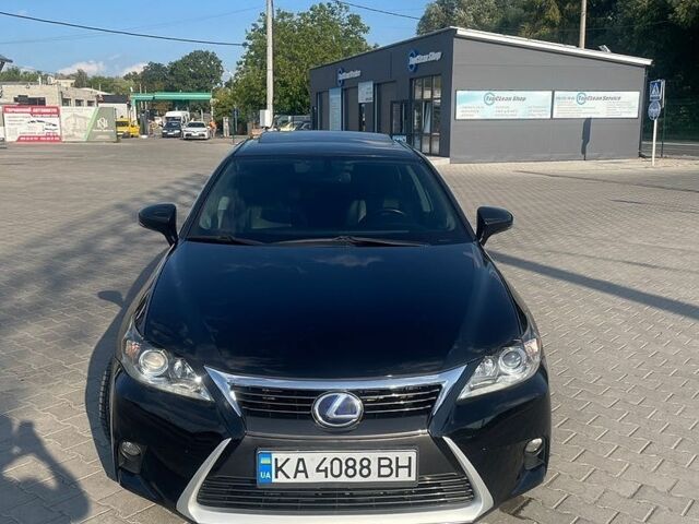 Черный Лексус СТ, объемом двигателя 1.8 л и пробегом 305 тыс. км за 11000 $, фото 7 на Automoto.ua