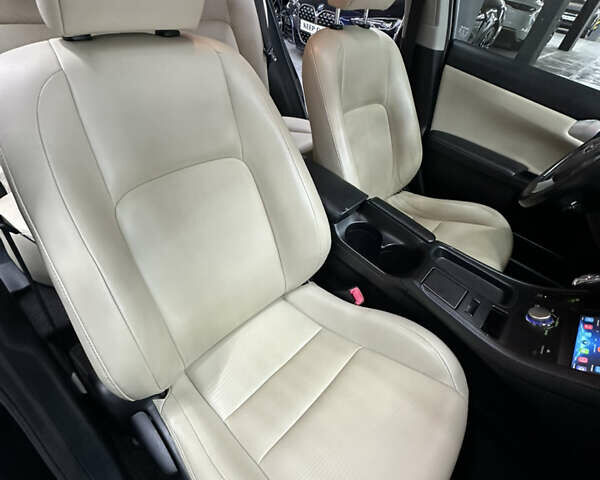 Черный Лексус СТ, объемом двигателя 1.8 л и пробегом 141 тыс. км за 14500 $, фото 20 на Automoto.ua