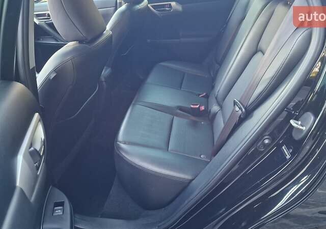 Черный Лексус СТ, объемом двигателя 1.8 л и пробегом 193 тыс. км за 13500 $, фото 8 на Automoto.ua