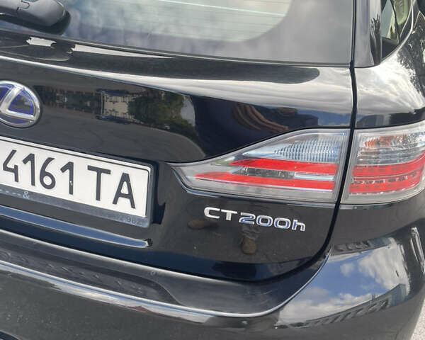 Чорний Лексус СТ, об'ємом двигуна 1.8 л та пробігом 141 тис. км за 13900 $, фото 9 на Automoto.ua