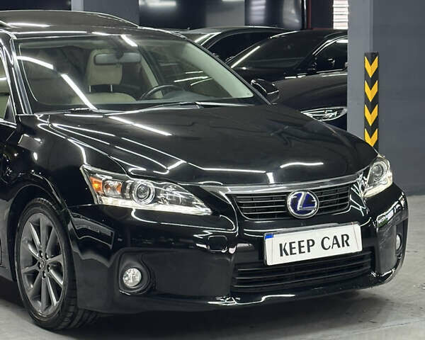 Черный Лексус СТ, объемом двигателя 1.8 л и пробегом 141 тыс. км за 14500 $, фото 7 на Automoto.ua