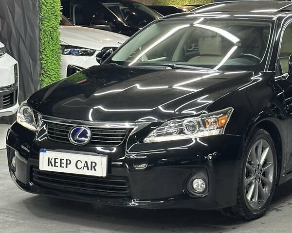Черный Лексус СТ, объемом двигателя 1.8 л и пробегом 141 тыс. км за 14500 $, фото 8 на Automoto.ua