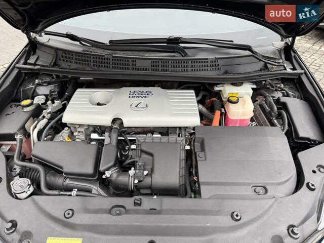 Чорний Лексус СТ, об'ємом двигуна 1.8 л та пробігом 156 тис. км за 14200 $, фото 22 на Automoto.ua