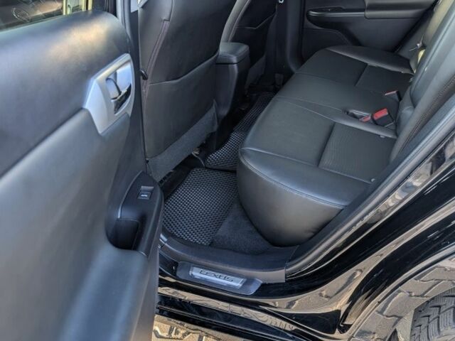 Черный Лексус СТ, объемом двигателя 1.8 л и пробегом 330 тыс. км за 13499 $, фото 14 на Automoto.ua