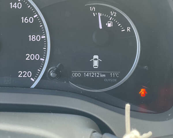 Чорний Лексус СТ, об'ємом двигуна 1.8 л та пробігом 141 тис. км за 13900 $, фото 6 на Automoto.ua