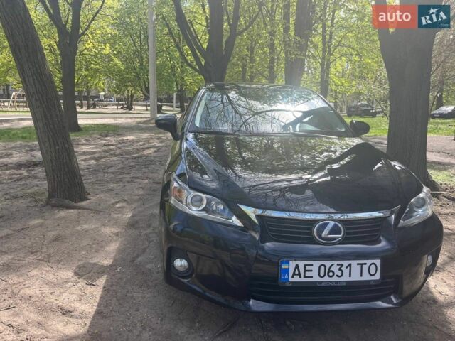 Черный Лексус СТ, объемом двигателя 1.8 л и пробегом 147 тыс. км за 12500 $, фото 8 на Automoto.ua