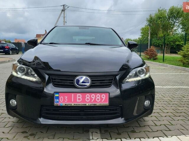 Чорний Лексус СТ, об'ємом двигуна 1.8 л та пробігом 213 тис. км за 12250 $, фото 4 на Automoto.ua