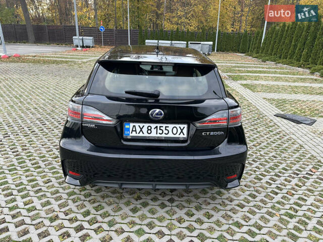 Черный Лексус СТ, объемом двигателя 1.8 л и пробегом 132 тыс. км за 13000 $, фото 1 на Automoto.ua