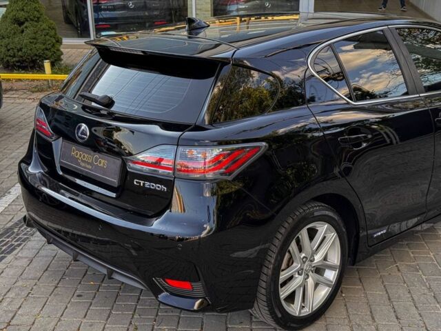 Чорний Лексус СТ, об'ємом двигуна 1.8 л та пробігом 100 тис. км за 14300 $, фото 3 на Automoto.ua