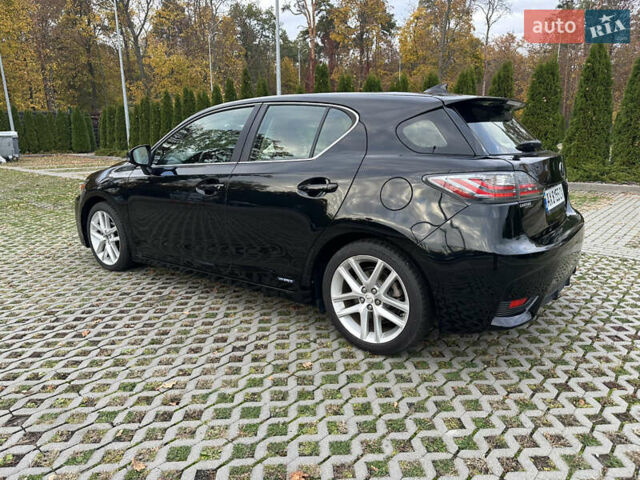 Чорний Лексус СТ, об'ємом двигуна 1.8 л та пробігом 80 тис. км за 13200 $, фото 8 на Automoto.ua