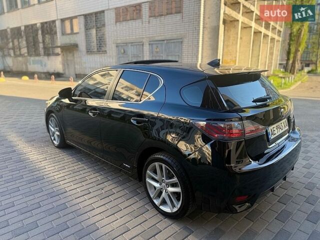 Черный Лексус СТ, объемом двигателя 1.8 л и пробегом 106 тыс. км за 13500 $, фото 6 на Automoto.ua