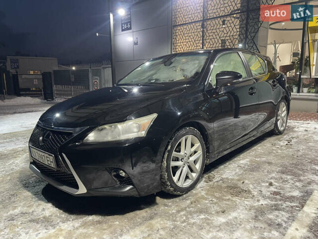 Черный Лексус СТ, объемом двигателя 1.8 л и пробегом 132 тыс. км за 13200 $, фото 2 на Automoto.ua
