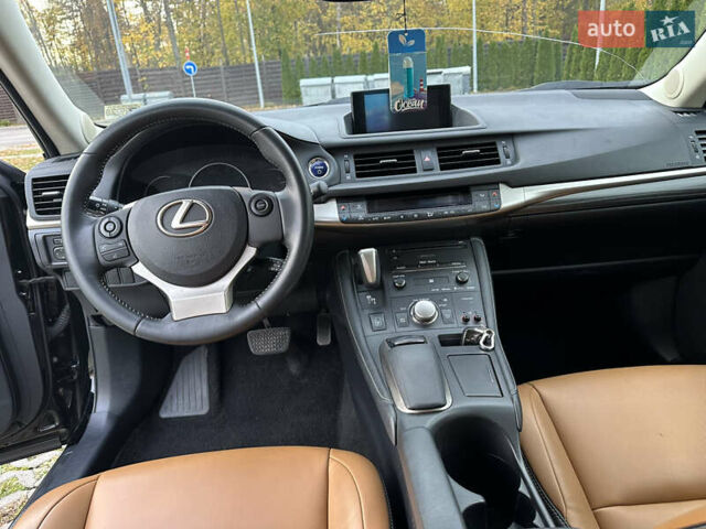 Чорний Лексус СТ, об'ємом двигуна 1.8 л та пробігом 80 тис. км за 13200 $, фото 23 на Automoto.ua