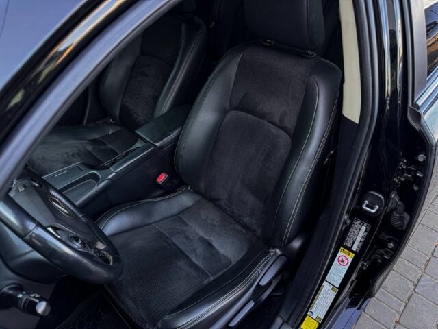 Чорний Лексус СТ, об'ємом двигуна 1.8 л та пробігом 100 тис. км за 14300 $, фото 9 на Automoto.ua