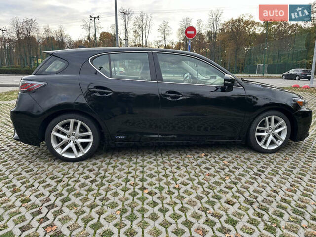 Чорний Лексус СТ, об'ємом двигуна 1.8 л та пробігом 132 тис. км за 12450 $, фото 7 на Automoto.ua