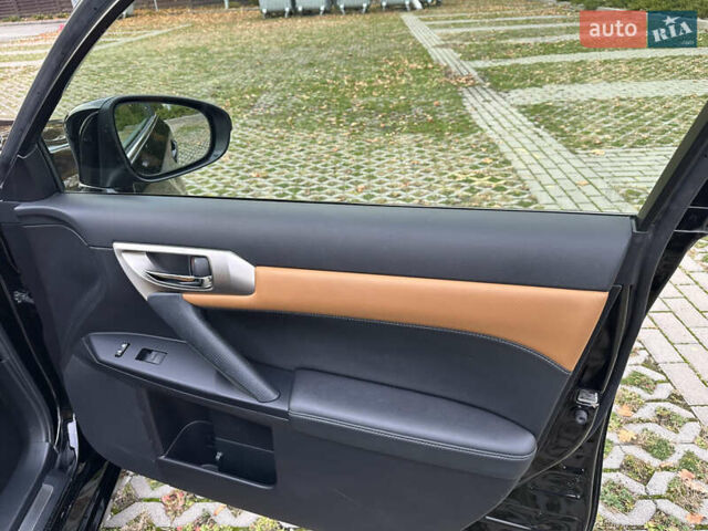 Чорний Лексус СТ, об'ємом двигуна 1.8 л та пробігом 132 тис. км за 12450 $, фото 19 на Automoto.ua