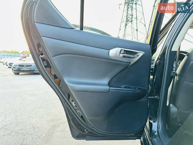 Чорний Лексус СТ, об'ємом двигуна 1.8 л та пробігом 142 тис. км за 14500 $, фото 16 на Automoto.ua
