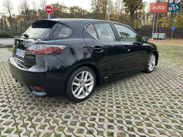 Черный Лексус СТ, объемом двигателя 1.8 л и пробегом 132 тыс. км за 13000 $, фото 12 на Automoto.ua