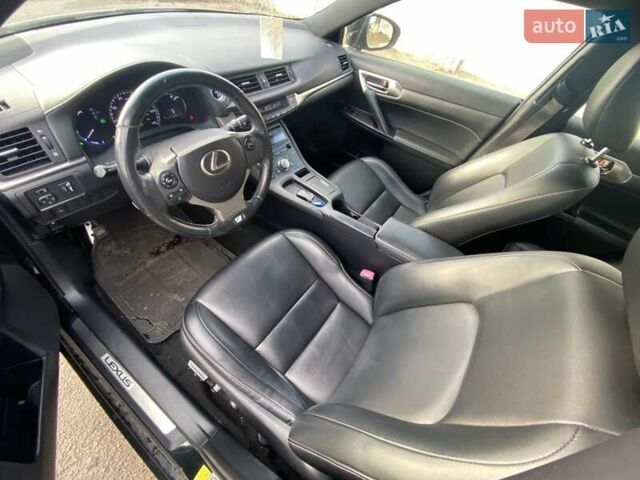 Черный Лексус СТ, объемом двигателя 1.8 л и пробегом 118 тыс. км за 14800 $, фото 4 на Automoto.ua