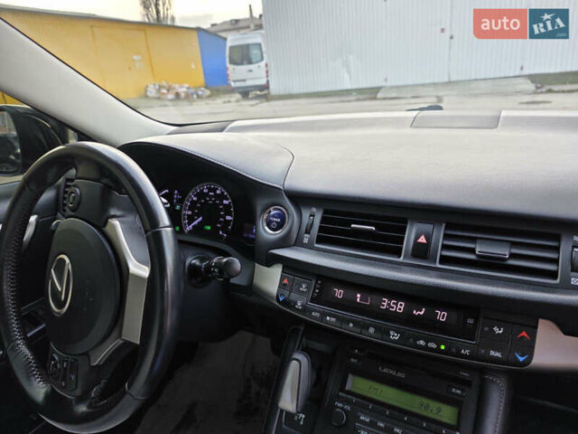 Чорний Лексус СТ, об'ємом двигуна 0 л та пробігом 218 тис. км за 15499 $, фото 11 на Automoto.ua