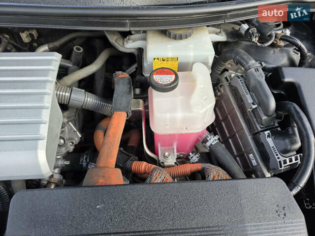 Чорний Лексус СТ, об'ємом двигуна 0 л та пробігом 218 тис. км за 15499 $, фото 13 на Automoto.ua