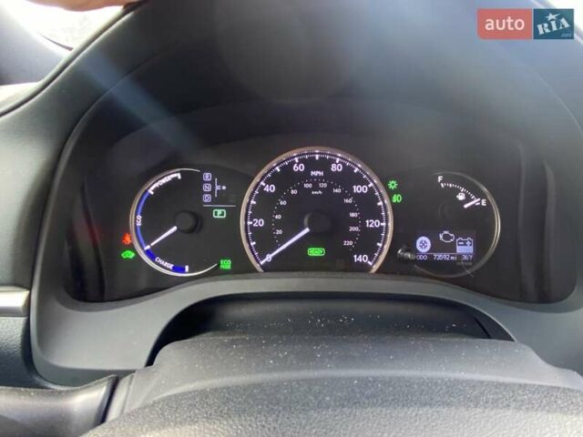 Лексус СТ 2015 у Києві на Automoto.ua Чорний Лексус СТ, об'ємом двигуна 1.8 л та пробігом 118 тис. км за 14800 $, фото 12 на Automoto.ua