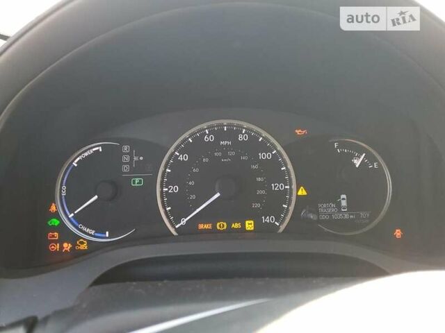 Черный Лексус СТ, объемом двигателя 1.8 л и пробегом 164 тыс. км за 2800 $, фото 9 на Automoto.ua