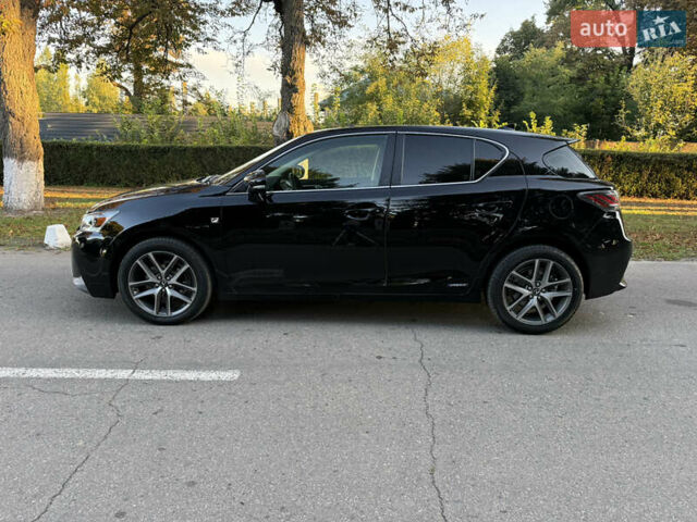 Черный Лексус СТ, объемом двигателя 1.8 л и пробегом 150 тыс. км за 12000 $, фото 8 на Automoto.ua