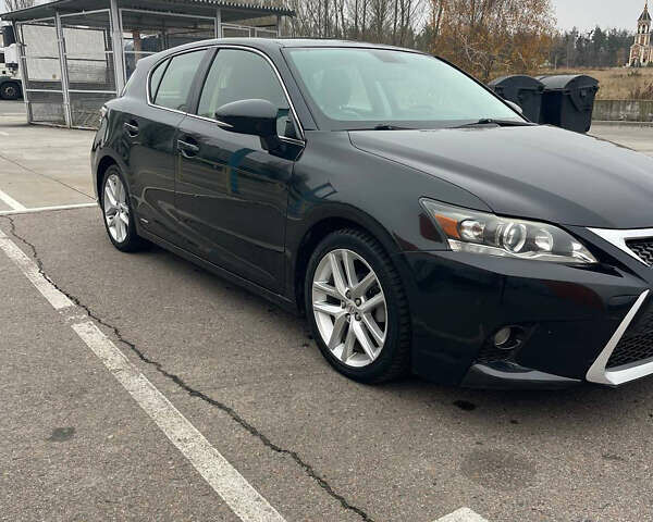 Черный Лексус СТ, объемом двигателя 1.8 л и пробегом 66 тыс. км за 15700 $, фото 1 на Automoto.ua