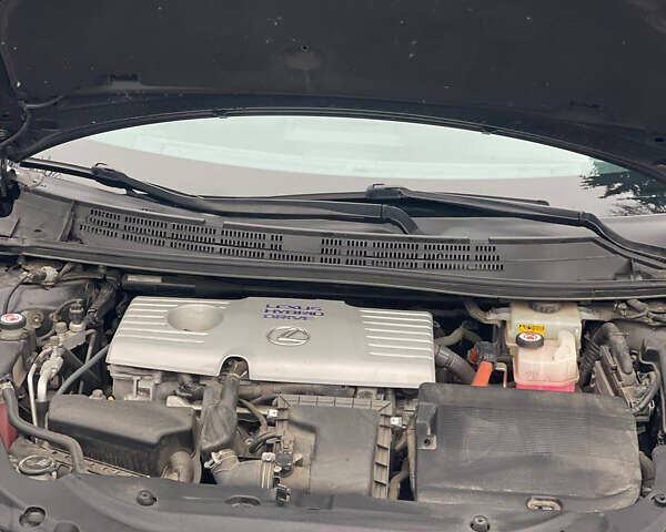 Черный Лексус СТ, объемом двигателя 1.8 л и пробегом 66 тыс. км за 15700 $, фото 7 на Automoto.ua