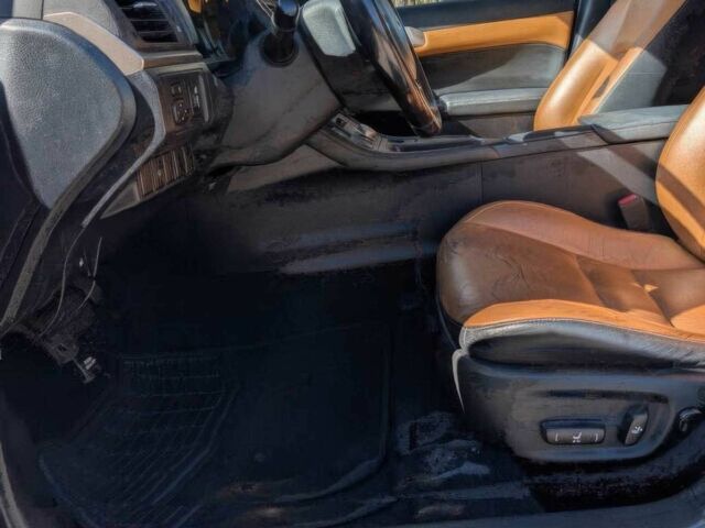 Черный Лексус СТ, объемом двигателя 1.8 л и пробегом 77 тыс. км за 4000 $, фото 9 на Automoto.ua