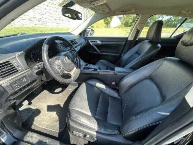 Чорний Лексус СТ, об'ємом двигуна 1.8 л та пробігом 109 тис. км за 9950 $, фото 6 на Automoto.ua