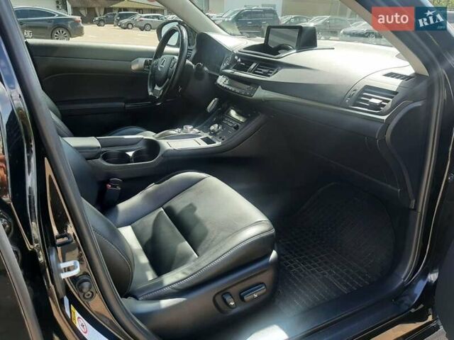 Чорний Лексус СТ, об'ємом двигуна 1.8 л та пробігом 200 тис. км за 17500 $, фото 25 на Automoto.ua