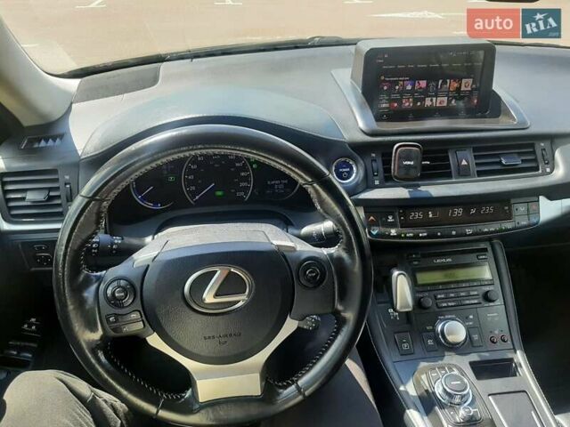 Чорний Лексус СТ, об'ємом двигуна 1.8 л та пробігом 200 тис. км за 17500 $, фото 27 на Automoto.ua