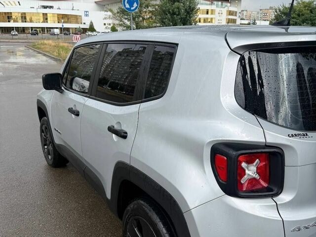 Чорний Лексус СТ, об'ємом двигуна 1.8 л та пробігом 77 тис. км за 4859 $, фото 3 на Automoto.ua