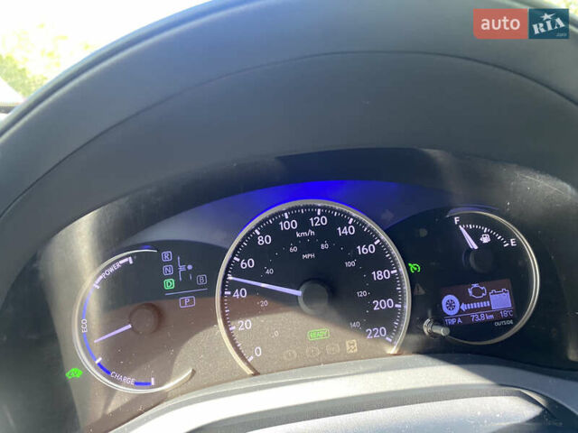 Чорний Лексус СТ, об'ємом двигуна 1.8 л та пробігом 200 тис. км за 17500 $, фото 32 на Automoto.ua