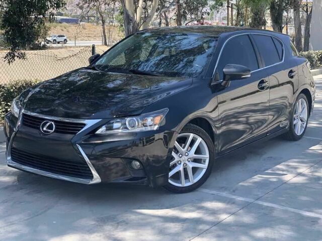 Черный Лексус СТ, объемом двигателя 1.8 л и пробегом 51 тыс. км за 8000 $, фото 2 на Automoto.ua