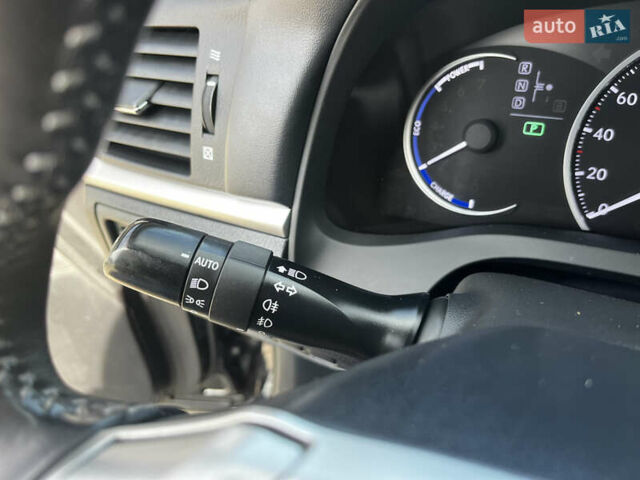 Лексус СТ 2011 в Луцке на Automoto.ua Фиолетовый Лексус СТ, объемом двигателя 1.8 л и пробегом 217 тыс. км за 12499 $, фото 31 на Automoto.ua