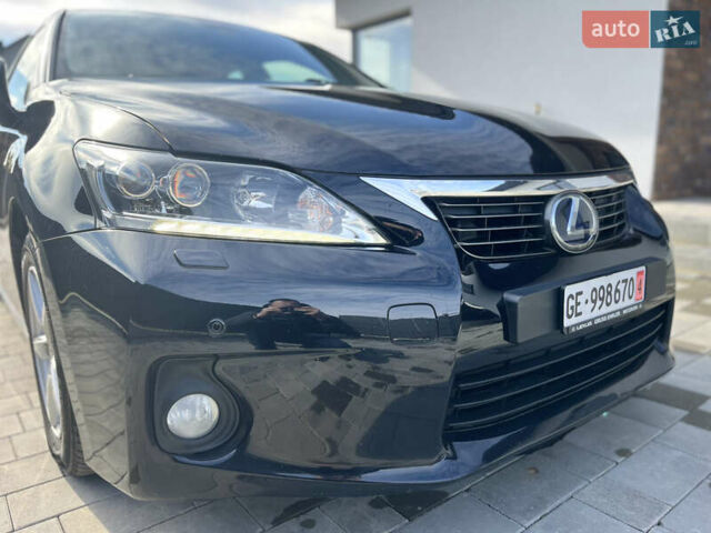 Фіолетовий Лексус СТ, об'ємом двигуна 1.8 л та пробігом 217 тис. км за 12499 $, фото 16 на Automoto.ua