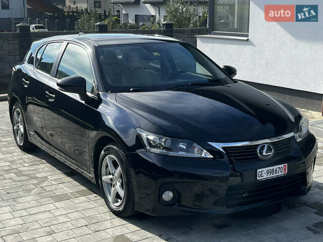 Лексус СТ 2011 в Луцке на Automoto.ua Фиолетовый Лексус СТ, объемом двигателя 1.8 л и пробегом 217 тыс. км за 12899 $, фото 1 на Automoto.ua
